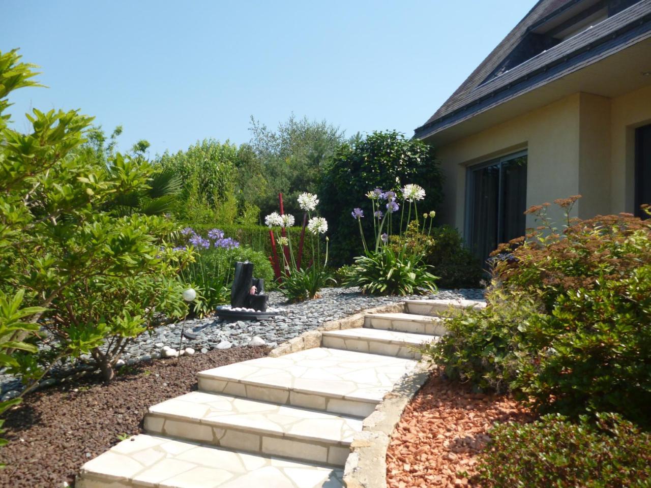 Chez Bernard Et Nicole Bed and Breakfast Betton Εξωτερικό φωτογραφία